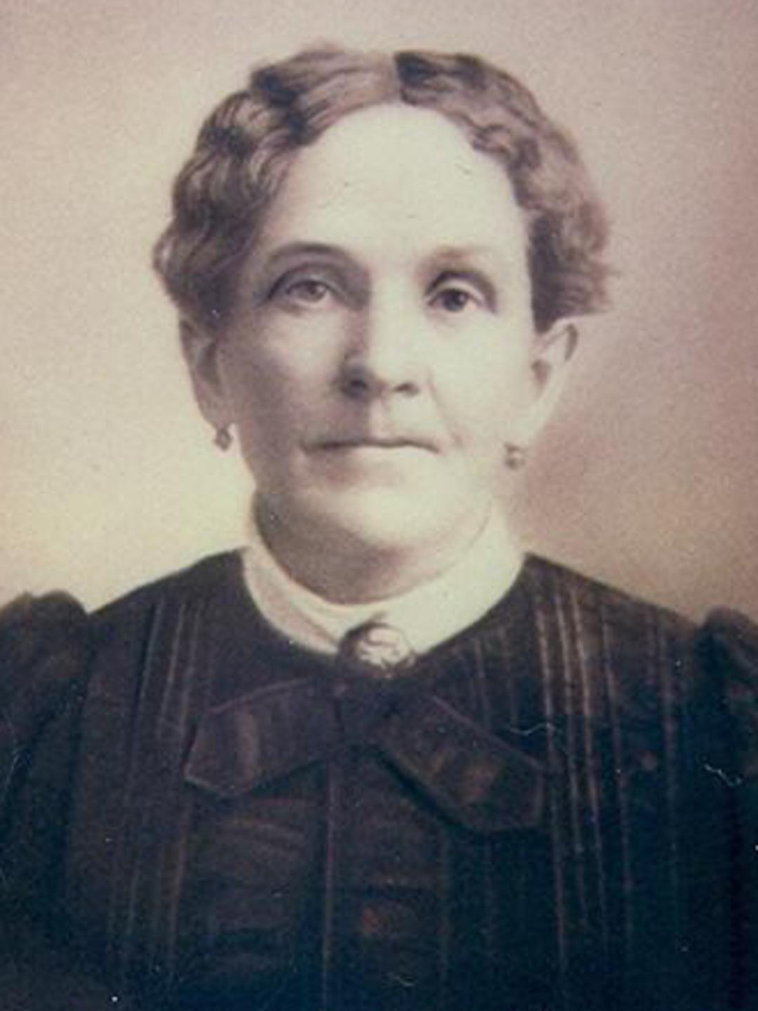 Charlotte Lyon (1841 - 1912) Profile